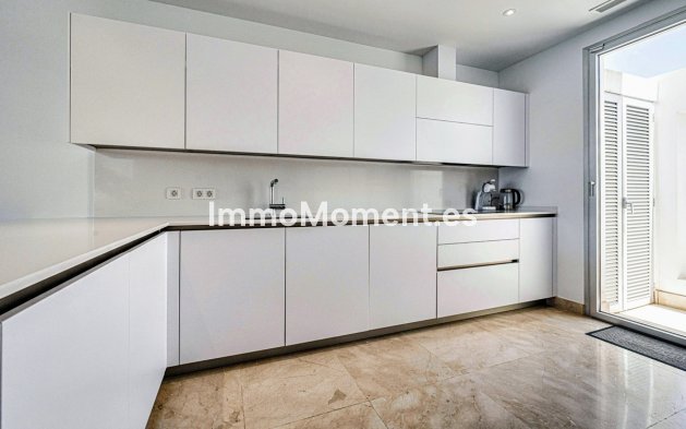 Resale - Townhouse - Marbella - Río Real