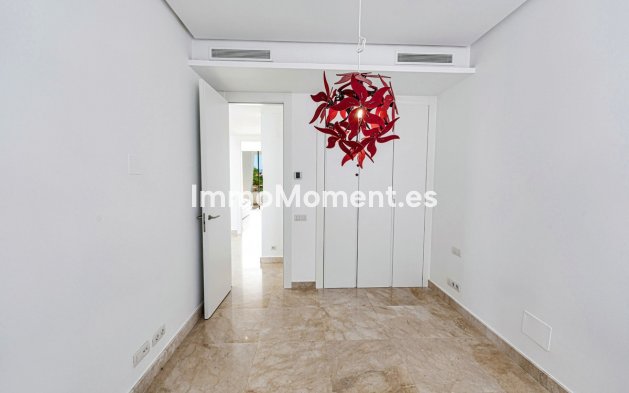 Resale - Townhouse - Marbella - Río Real