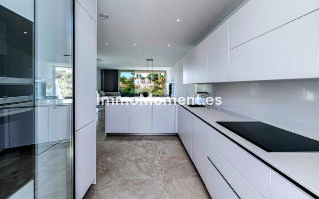 Resale - Townhouse - Marbella - Río Real
