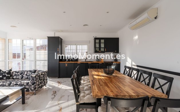 Resale - Detached villa - Inland  - Alhaurín el Grande Centro