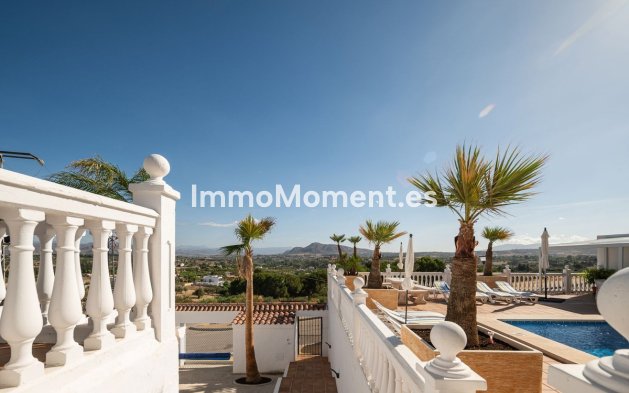Resale - Detached villa - Inland  - Alhaurín el Grande Centro