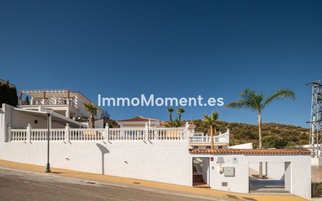 Resale - Detached villa - Inland  - Alhaurín el Grande Centro