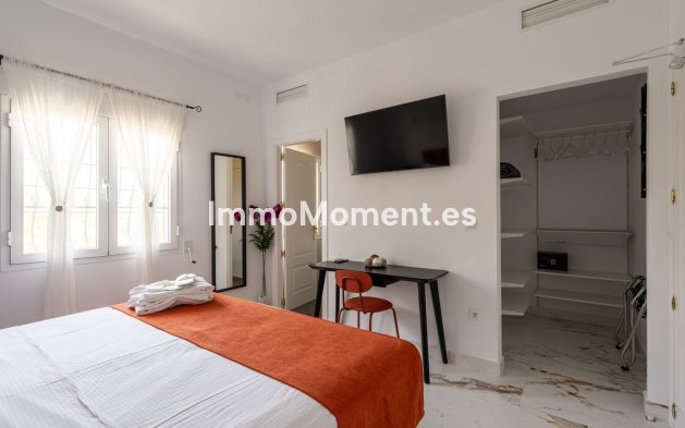 Resale - Detached villa - Inland  - Alhaurín el Grande Centro