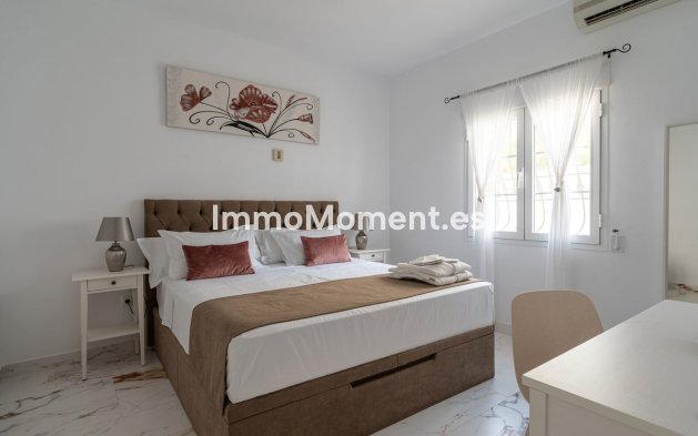 Resale - Detached villa - Inland  - Alhaurín el Grande Centro