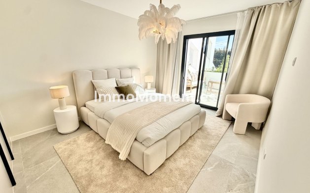 Resale - Apartment - Benahavís - La Quinta