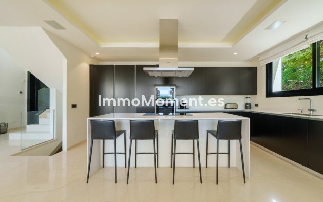 Bestaande woning - Vrijstaande villa - Marbella - Nueva Andalucía