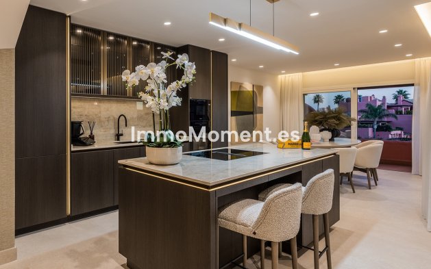 Reventa - Apartamento - Estepona  - Estepona Centro