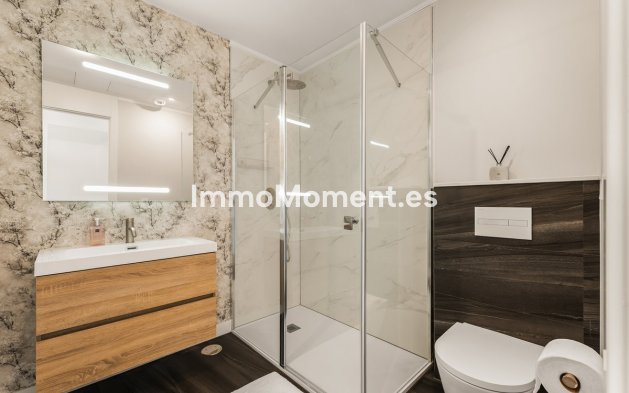 Reventa - Villa independiente - Marbella - Río Real