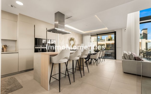 Reventa - Villa independiente - Marbella - Río Real