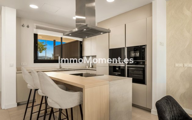 Reventa - Villa independiente - Marbella - Río Real