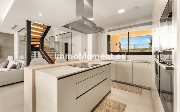Reventa - Villa independiente - Marbella - Río Real