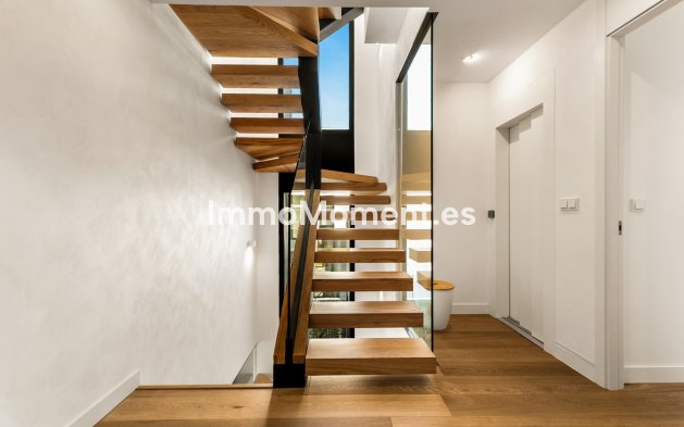 Reventa - Villa independiente - Marbella - Río Real