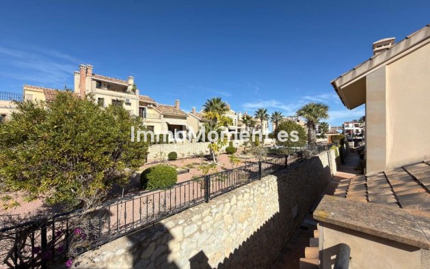 Resale - Detached villa - Algorfa - La Finca Golf
