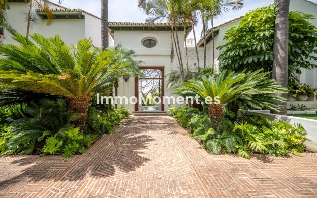 Resale - Detached villa - Marbella - Sierra Blanca