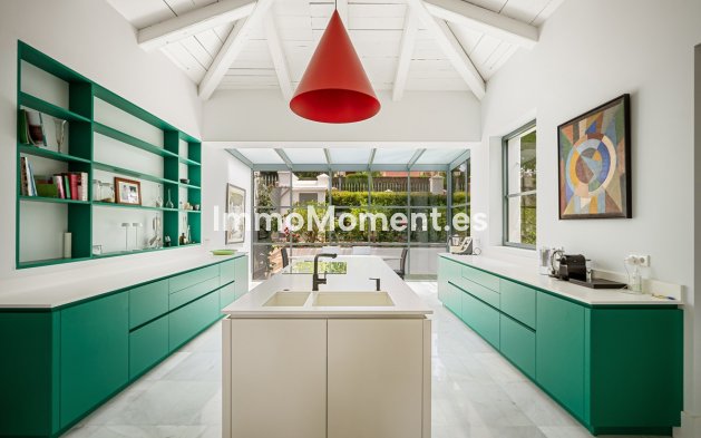 Resale - Detached villa - Marbella - Sierra Blanca