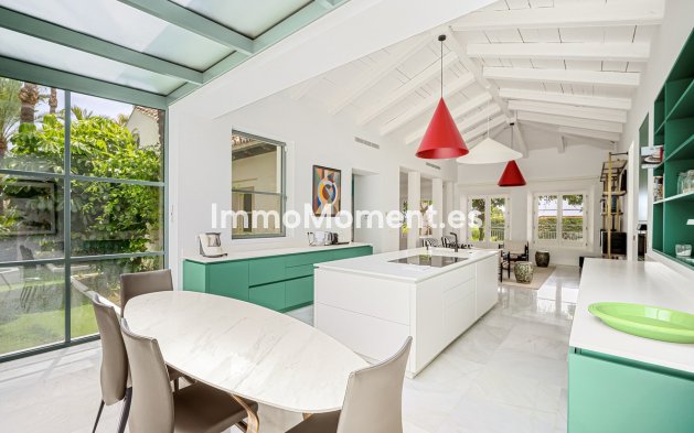 Resale - Detached villa - Marbella - Sierra Blanca