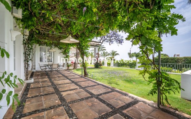 Resale - Detached villa - Marbella - Sierra Blanca