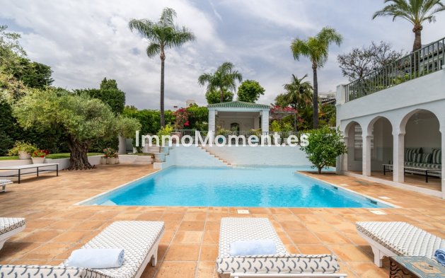 Resale - Detached villa - Marbella - Sierra Blanca