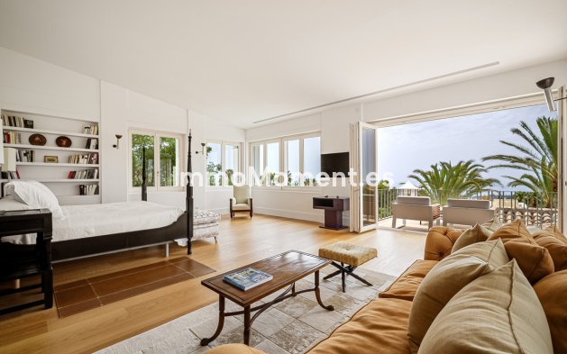 Resale - Detached villa - Marbella - Sierra Blanca