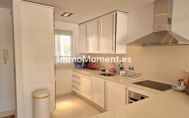 Wiederverkauf - Wohnung - Marbella - Nueva Andalucía