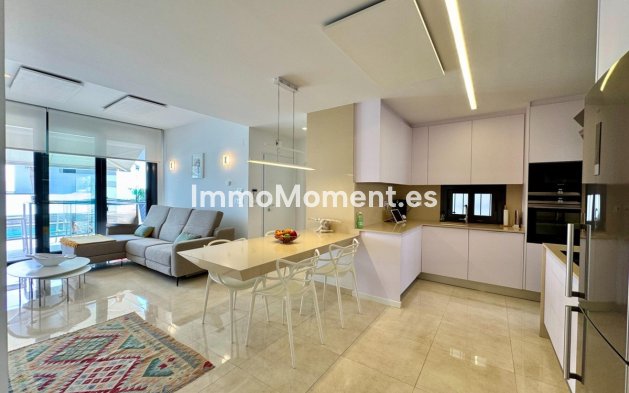 Reventa - Villa independiente - San Miguel de Salinas - San Miguel de Salinas Centro