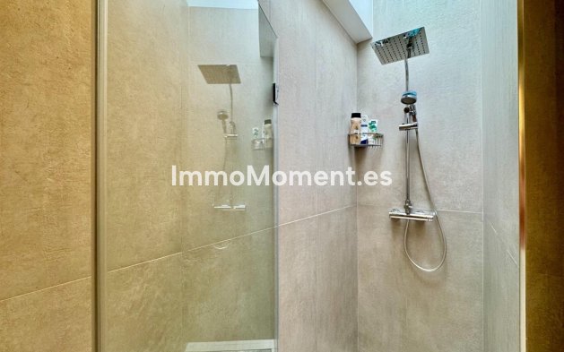 Reventa - Villa independiente - San Miguel de Salinas - San Miguel de Salinas Centro