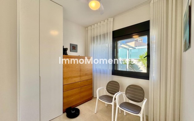 Reventa - Villa independiente - San Miguel de Salinas - San Miguel de Salinas Centro