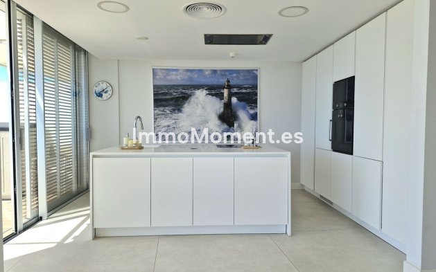 Revente - Appartement - Estepona  - Estepona Centro
