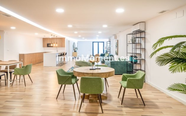 Revente - Appartement - Estepona  - Estepona Centro