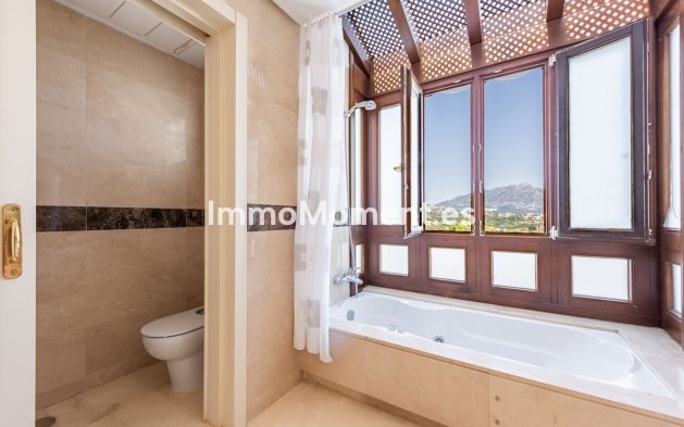 Bestaande woning - Appartement - Estepona  - Atalaya