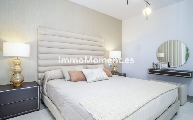 Revente - Appartement - Marbella - Nueva Andalucía