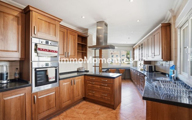 Bestaande woning - Vrijstaande villa - Benalmadena - Benalmadena Centro