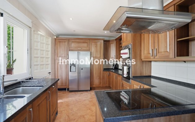 Bestaande woning - Vrijstaande villa - Benalmadena - Benalmadena Centro