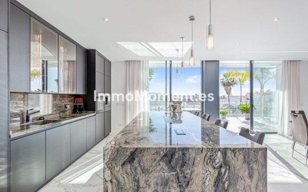 Revente - Villa individuelle - Estepona  - New Golden Mile