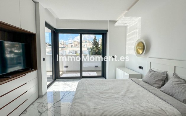 Wiederverkauf - Freistehende Villa - Orihuela - Villamartin