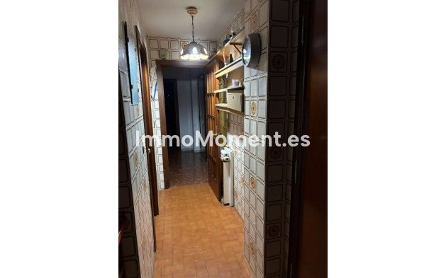 Wiederverkauf - Wohnung - Málaga