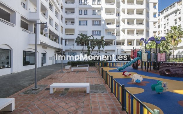 Revente - Appartement - Marbella - Nueva Andalucía