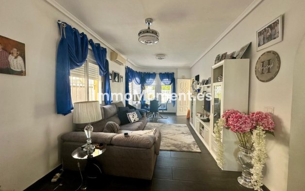 Resale - Detached villa - Algorfa - Algorfa Centro