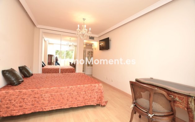Resale - Apartment - Marbella - Marbella Centro