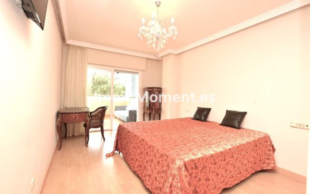 Resale - Apartment - Marbella - Marbella Centro