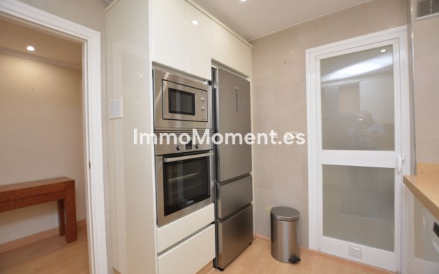 Resale - Apartment - Marbella - Marbella Centro