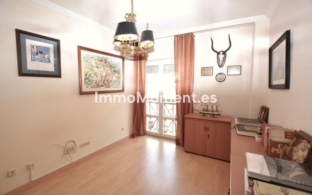 Resale - Apartment - Marbella - Marbella Centro