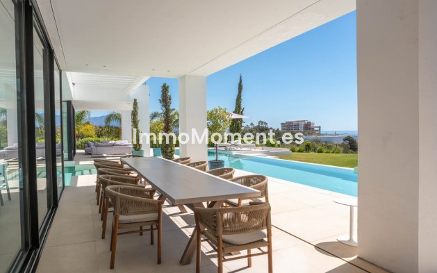 Reventa - Villa independiente - Estepona  - Estepona Centro