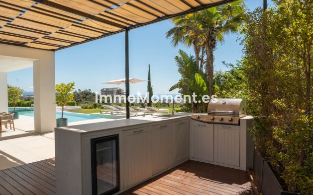 Reventa - Villa independiente - Estepona  - Estepona Centro