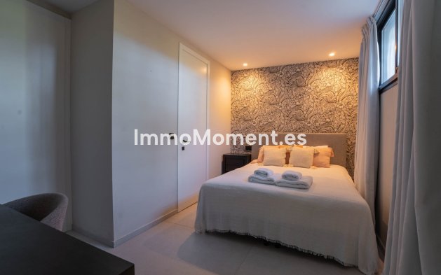 Reventa - Villa independiente - Estepona  - Estepona Centro
