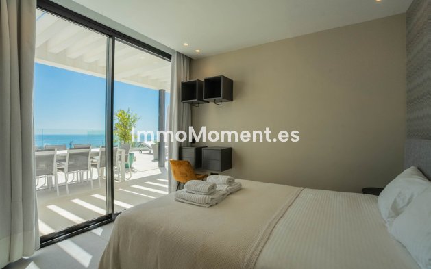 Reventa - Villa independiente - Estepona  - Estepona Centro