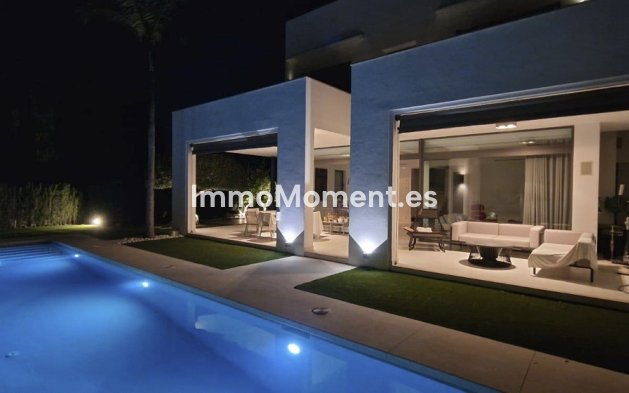 Reventa - Villa independiente - Marbella - Nueva Andalucía