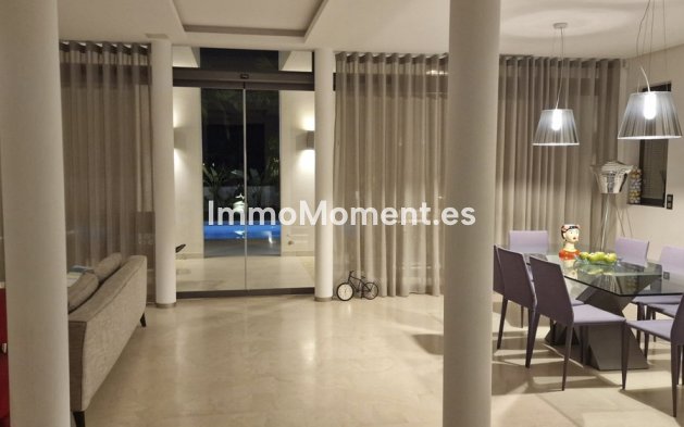 Reventa - Villa independiente - Marbella - Nueva Andalucía