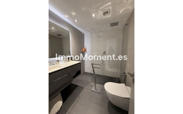 Wiederverkauf - Wohnung - Marbella - Puerto Banús