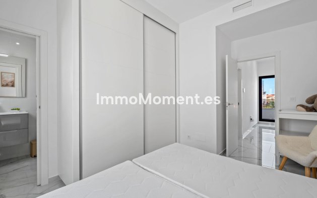 Wiederverkauf - Freistehende Villa - Torrevieja - Torrevieja Centro